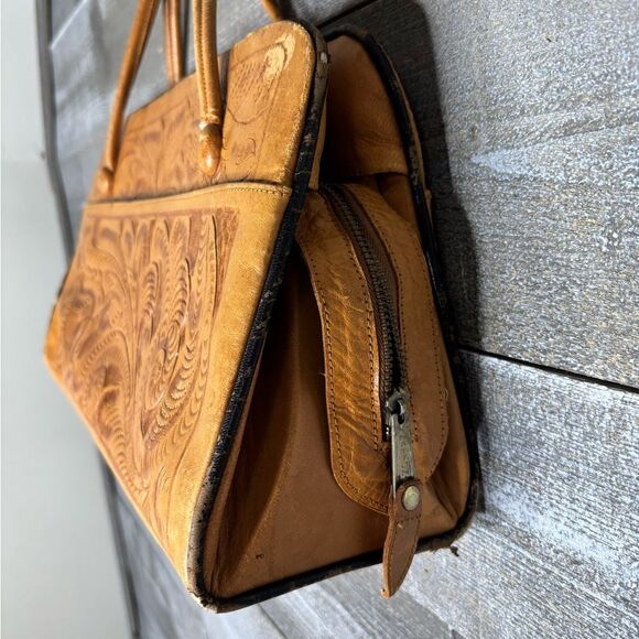 Gaitan vintage Mexican tooled leather Elegant Tan Leather Handbag - Picture 3 of 11